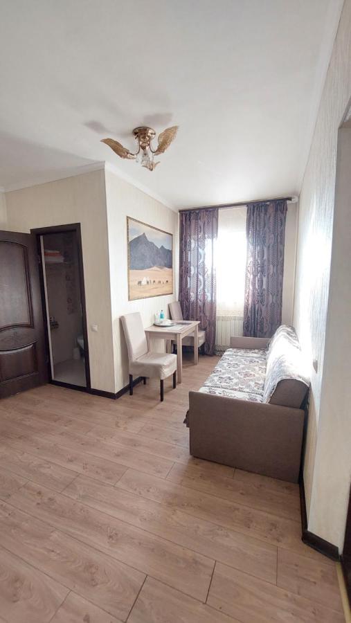Astina Hotel Asztana Kültér fotó