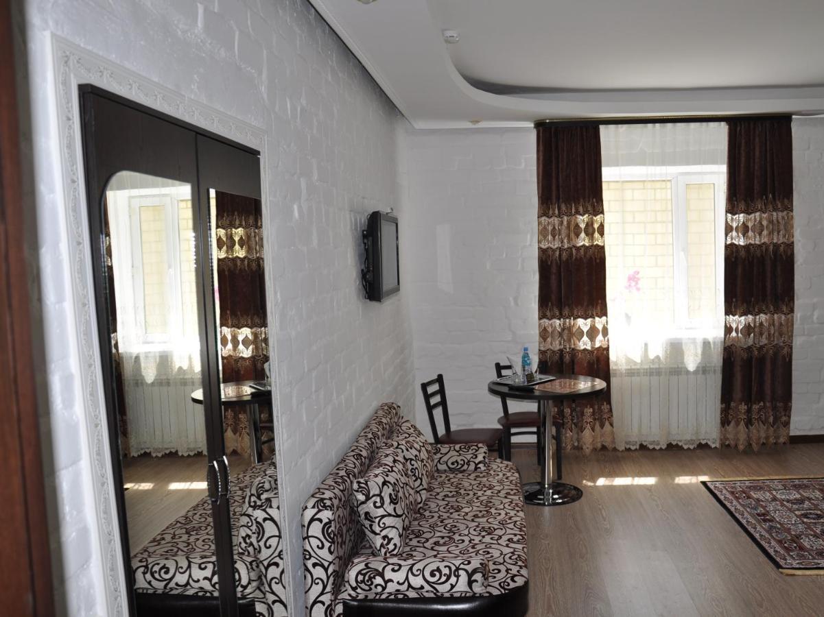 Astina Hotel Asztana Kültér fotó