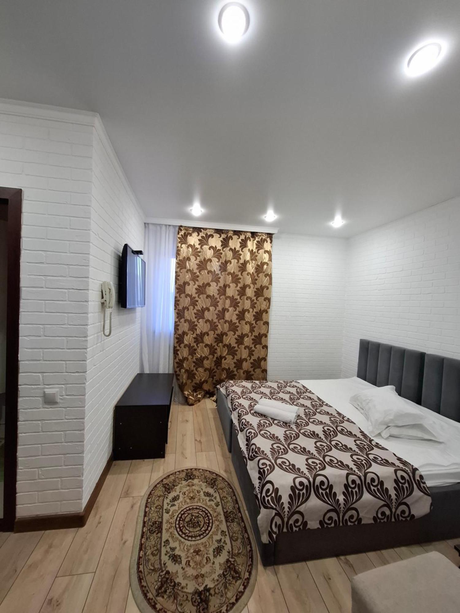 Astina Hotel Asztana Kültér fotó