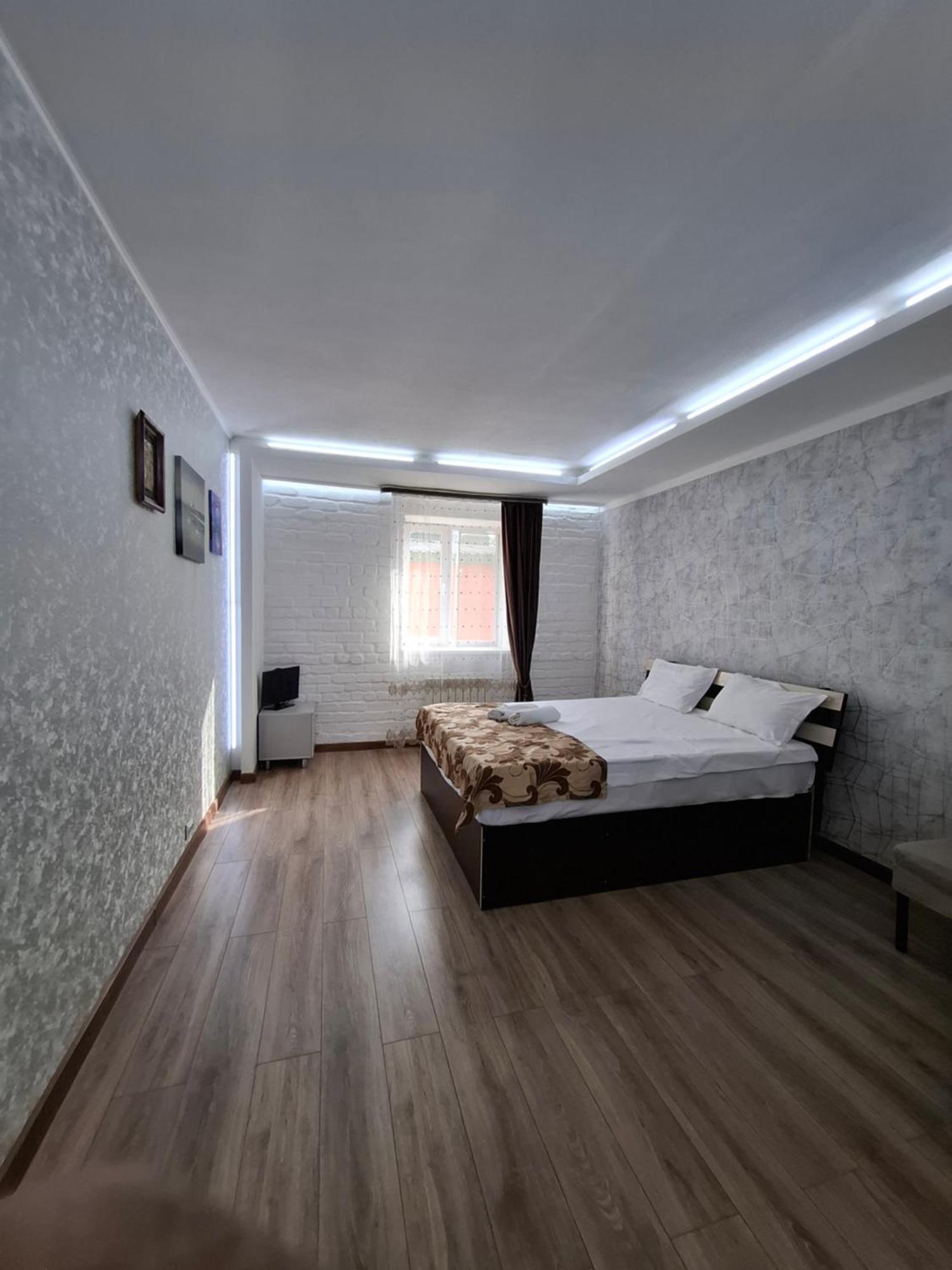 Astina Hotel Asztana Kültér fotó