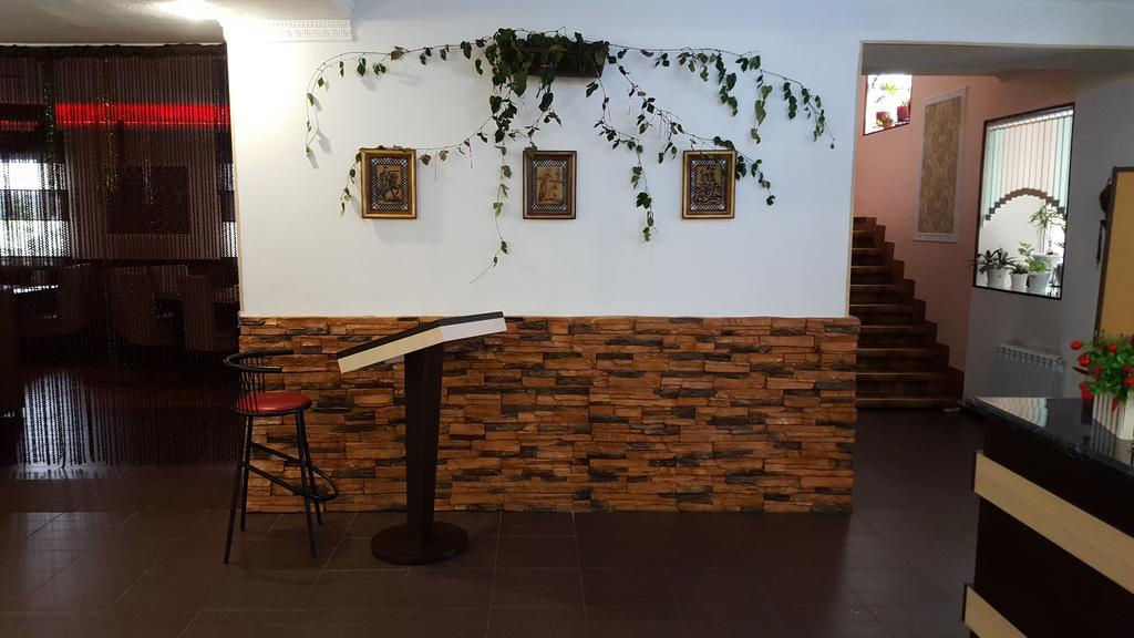 Astina Hotel Asztana Kültér fotó