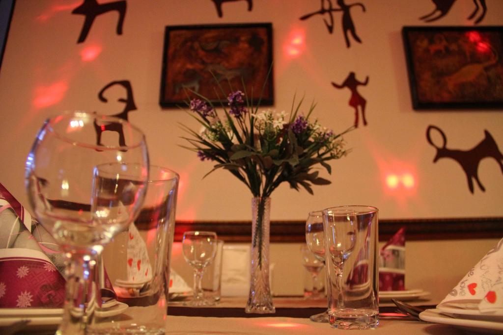 Astina Hotel Asztana Kültér fotó