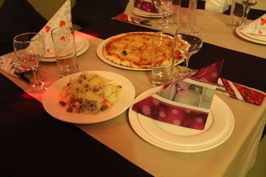 Astina Hotel Asztana Kültér fotó