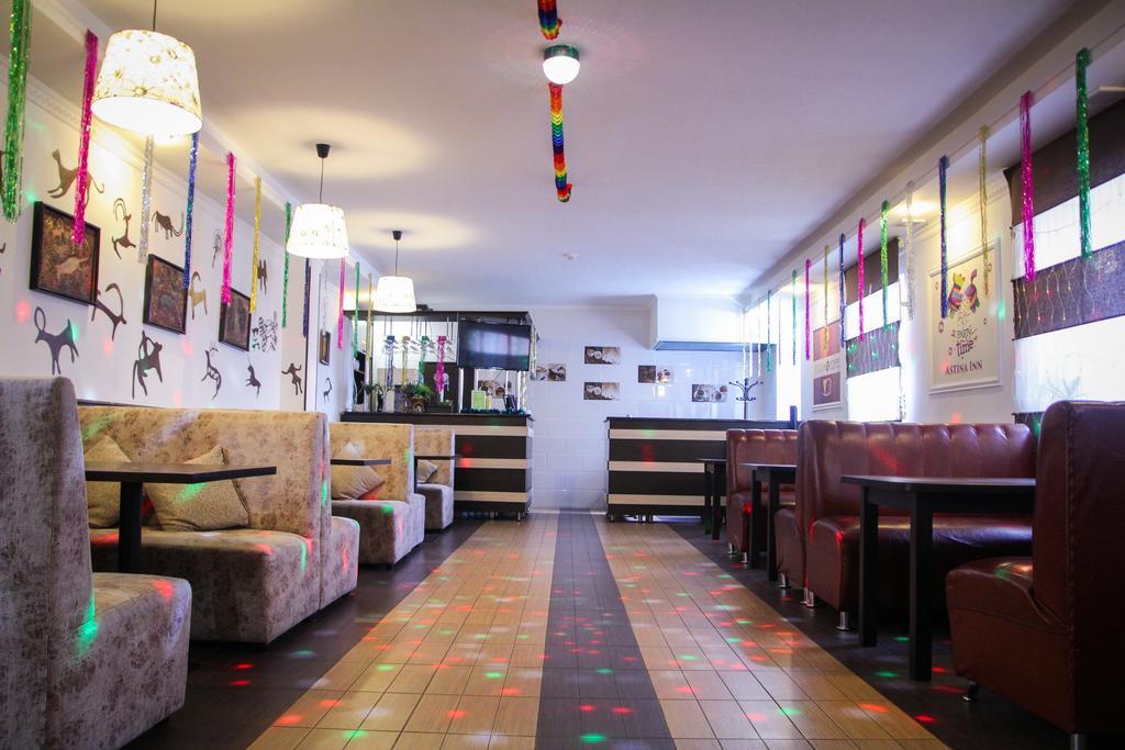 Astina Hotel Asztana Kültér fotó
