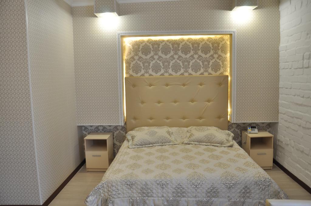 Astina Hotel Asztana Kültér fotó