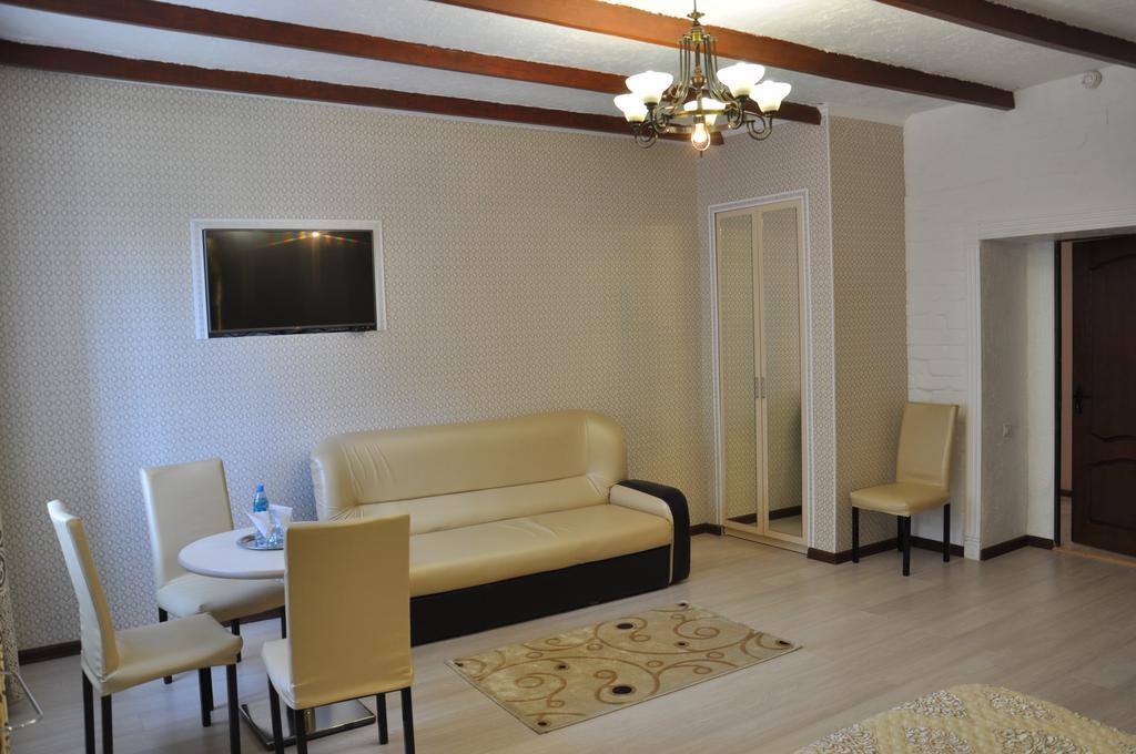 Astina Hotel Asztana Kültér fotó