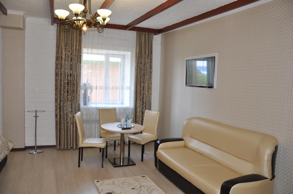 Astina Hotel Asztana Kültér fotó
