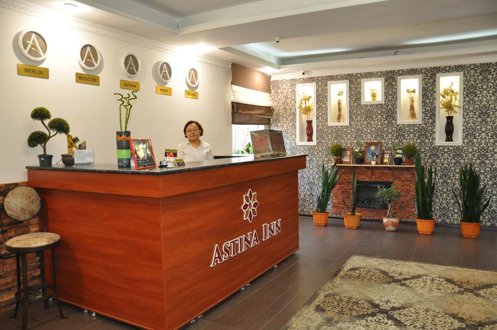 Astina Hotel Asztana Kültér fotó