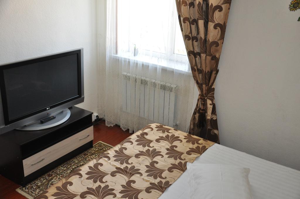 Astina Hotel Asztana Kültér fotó